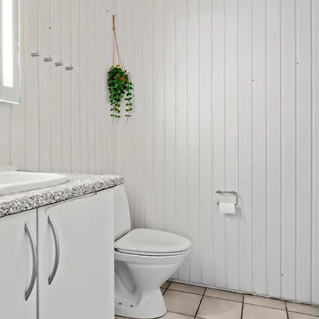3 Bedroom Beautiful In Hjørring