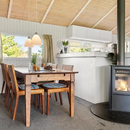 3 Bedroom Beautiful In Hjorring