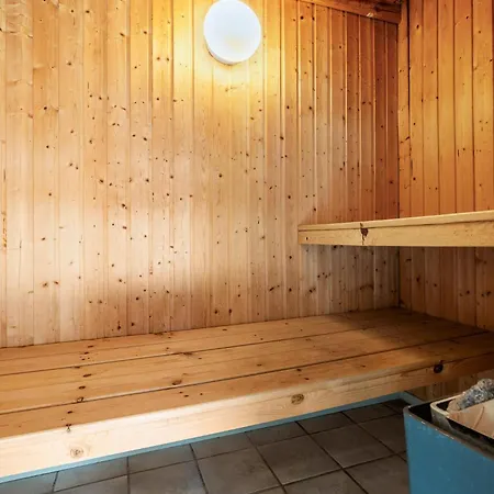 3 Bedroom Beautiful In Hjorring * Lønstrup
