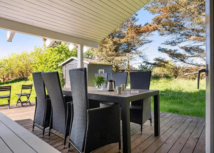 3 Bedroom Beautiful In * Hjørring